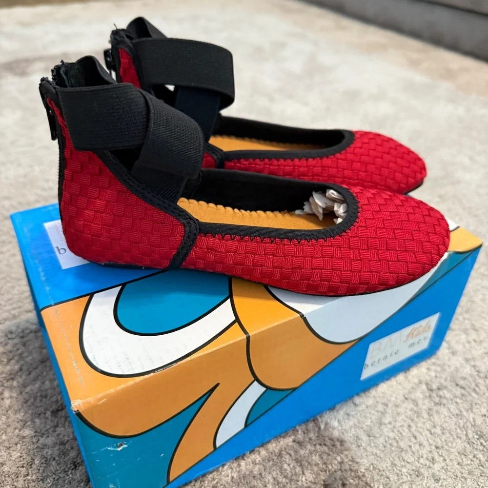 Bernie Mev Kids Red Woven Ballet Flats Black Elastic Ankle Strap Back Zip Kids 1